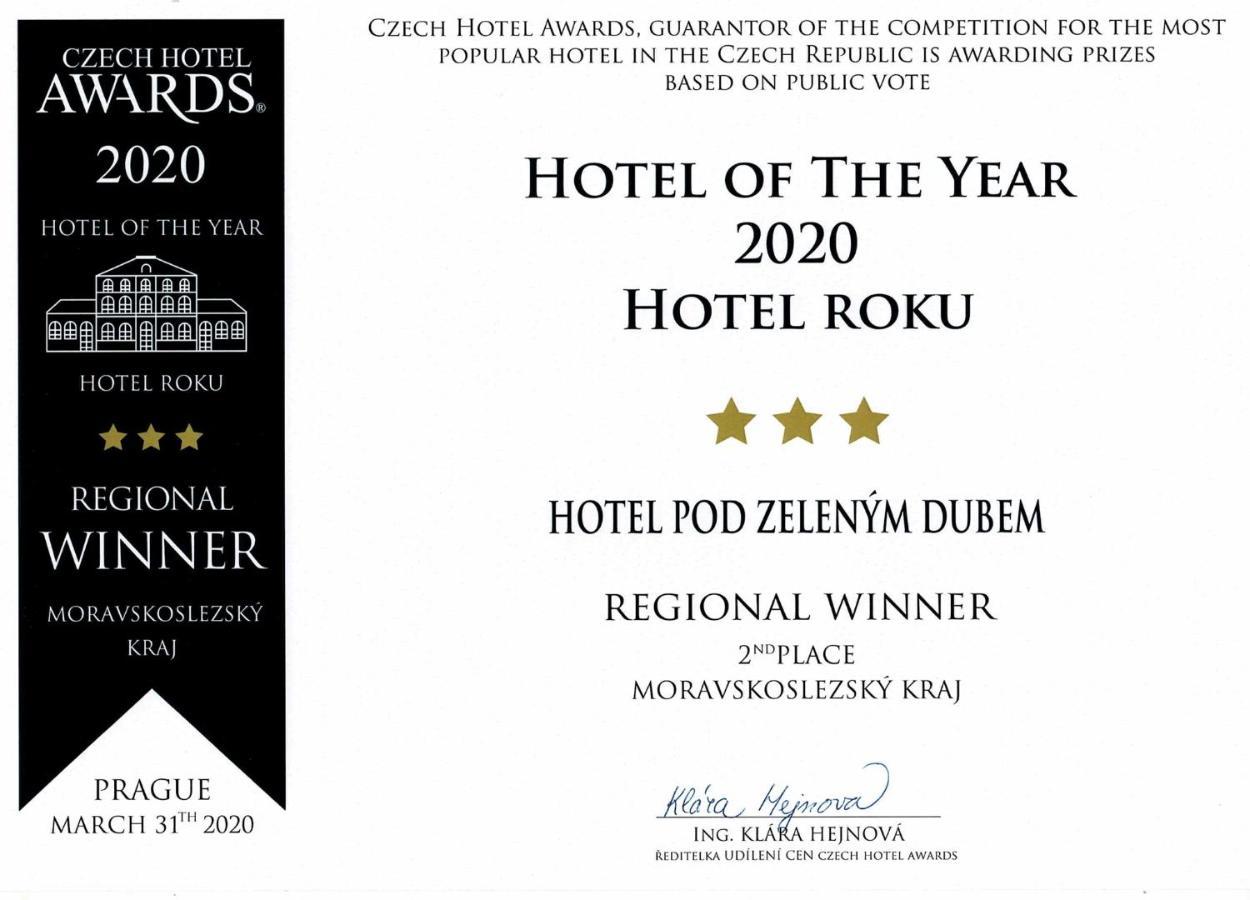 Hotel Pod Zelenym Dubem Bohumín エクステリア 写真